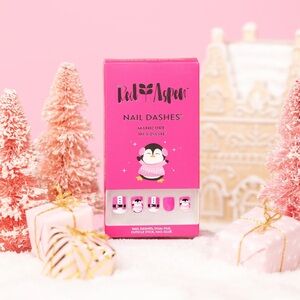 ⭐️NEW Red Aspen nail dashes